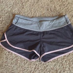 Lululemon Run Speed short